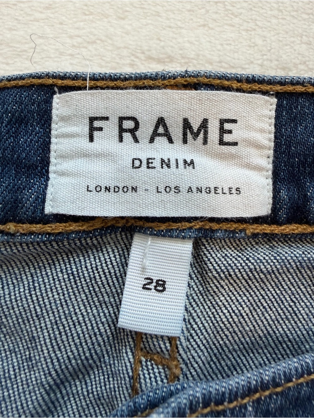 Frame Denim Ali Wide Leg Crop Mellencamp Medium Wash Jeans - Picture 8 of 15